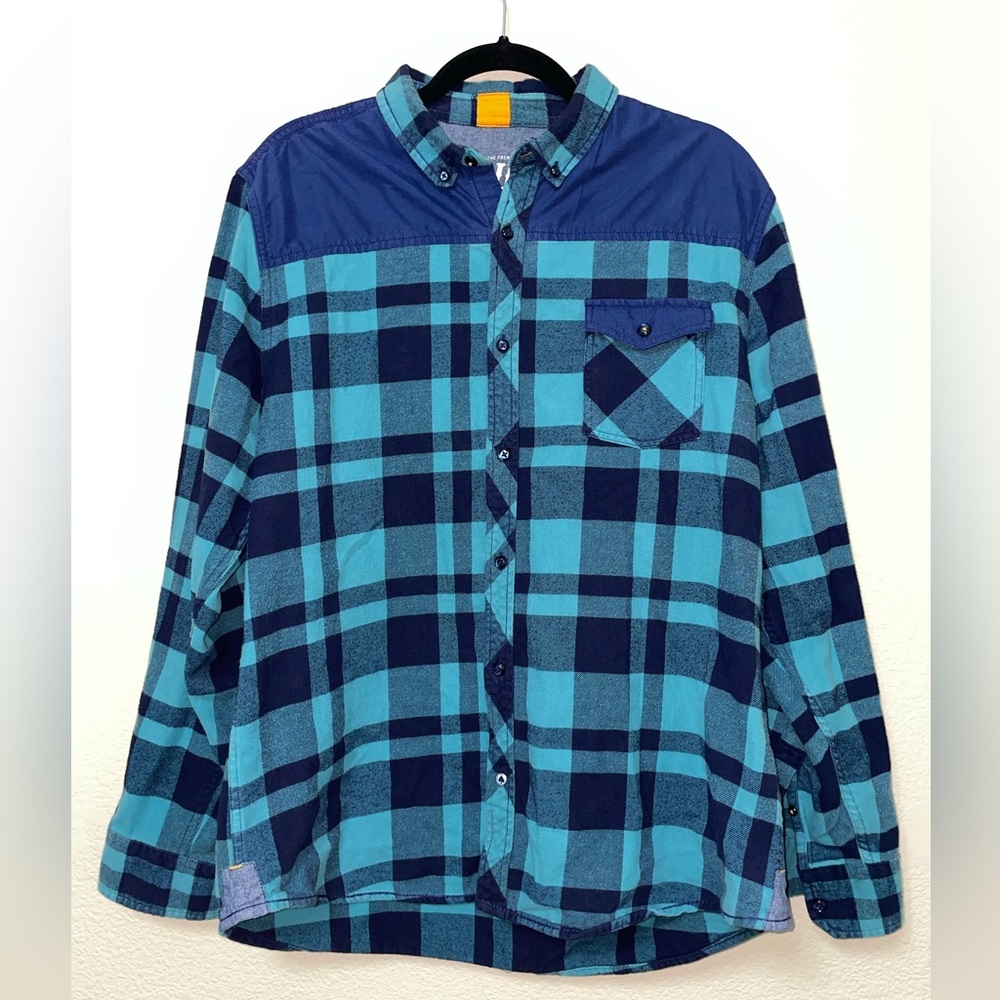 DRILL CLOTHING CO. Men’s Plaid Flannel (XL)